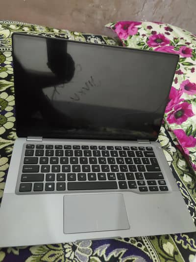 Dell latitude 2in1 I7 8gen 16Gb ram