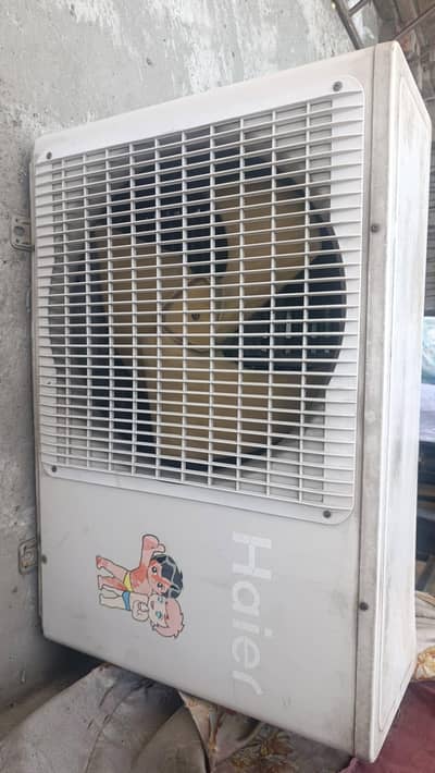haier 1.5 ton split AC 100%coling ok