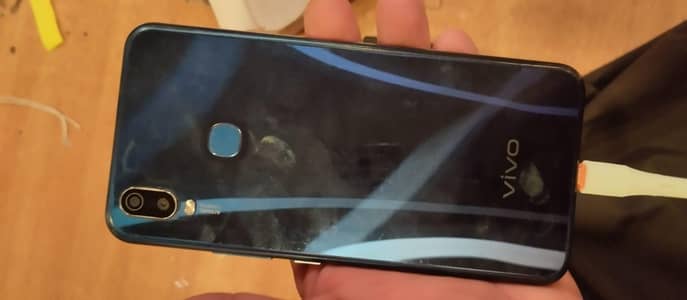 Vivo Y11 phone 03022239501 is nambar par call Karen