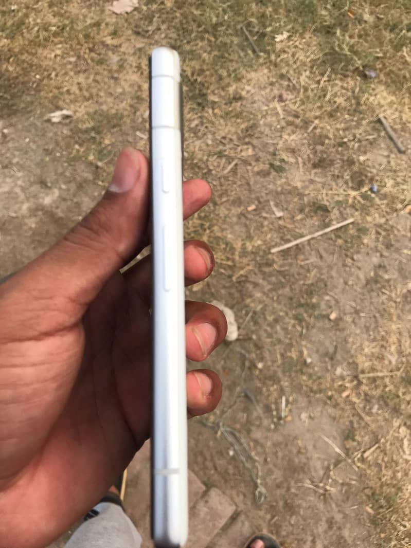 Google Pixel 7a 1