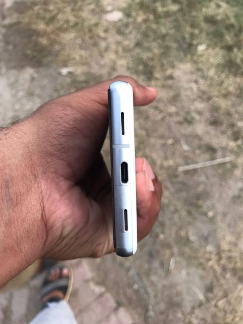 Google Pixel 7a 4