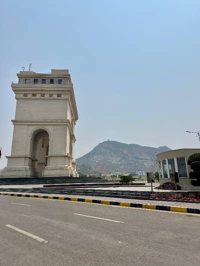 Faisal Hills - Block-C, 5 Marla Corner Plot On MDR Eligible For PM Loan Scheme.