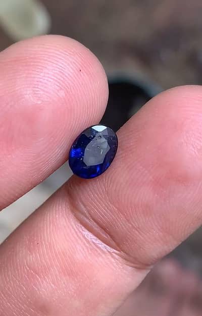 blue sapphire (neelum)