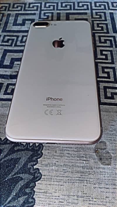 Apple iPhone 8 Plus