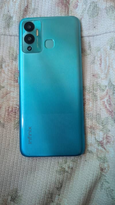 Infinix Hot 12 Play