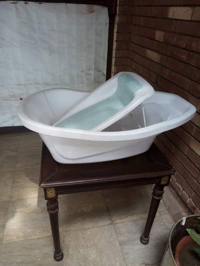 Baby COT, Walker, BathTub