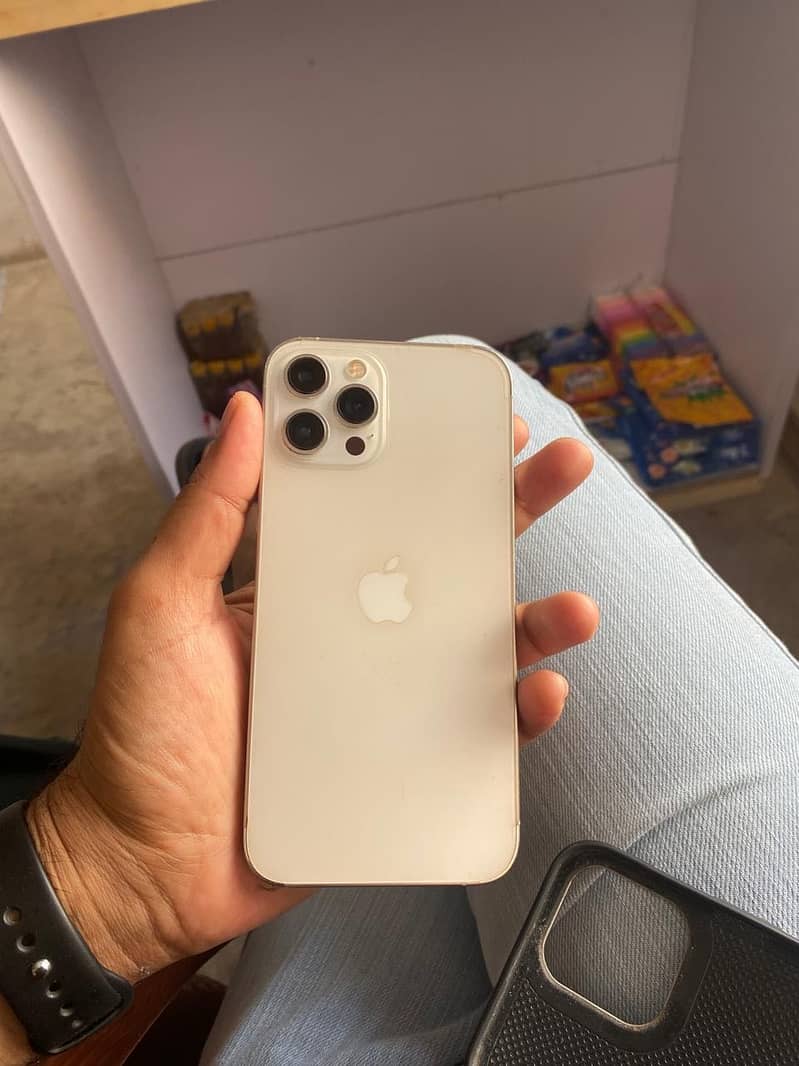 Iphone 12 pro max 2