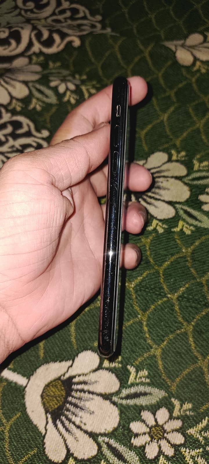 Apple iPhone X 4