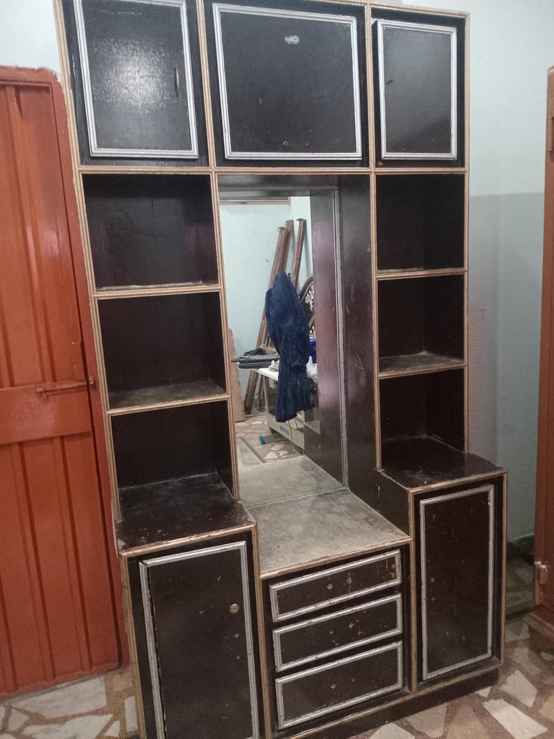 dressing table 1