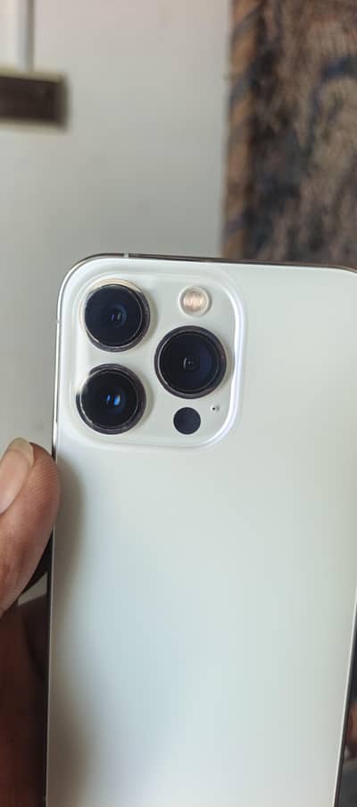 Apple iPhone 13 Pro