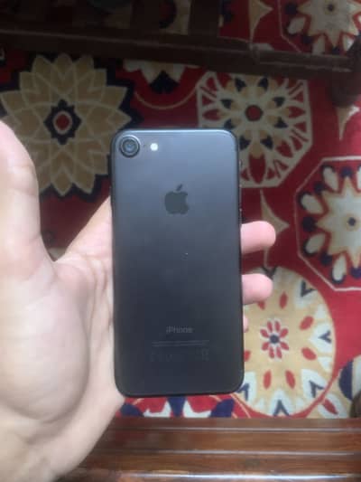 Apple iPhone 7