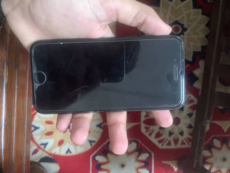 Apple iPhone 7 2