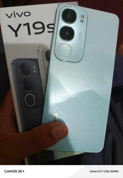 vivo y19s 6/128 gb Dabba charger available ha