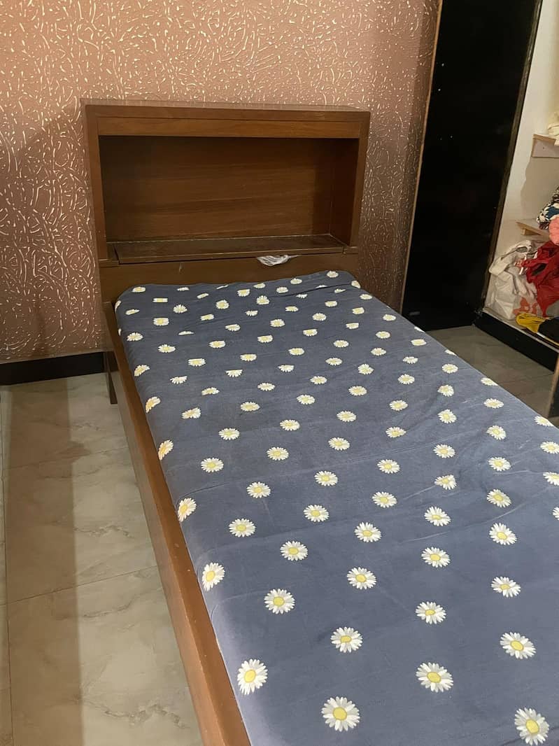 3 beds 4