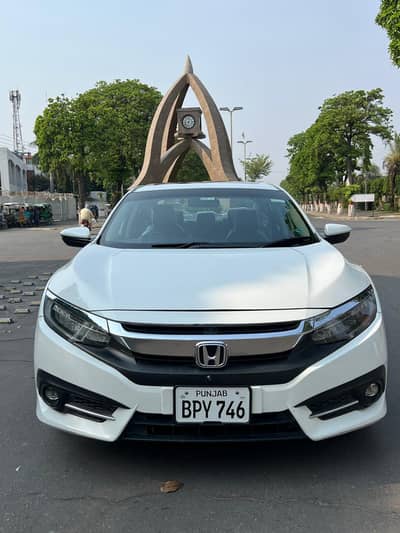 Honda Civic Oriel 1.8 i-VTEC CVT 2017