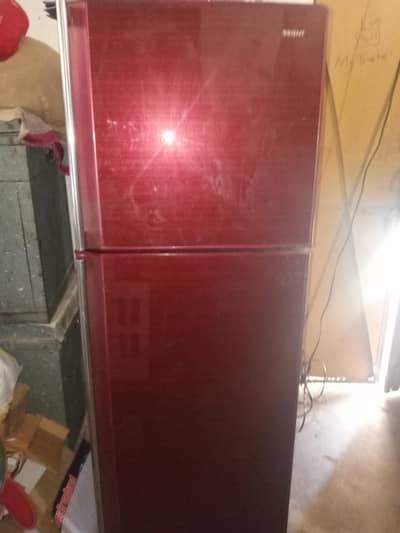 Fridge for sale bohat sasti hai