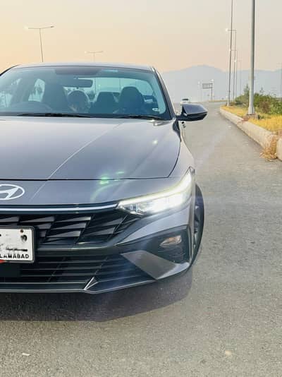 Hyundai Elantra HEV 2025 MODEL