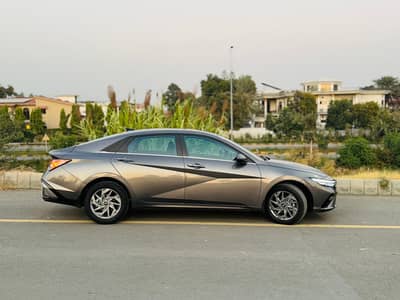 Hyundai Elantra HEV 2025 MODEL