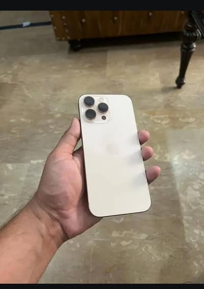 Apple iPhone 16 Pro Max