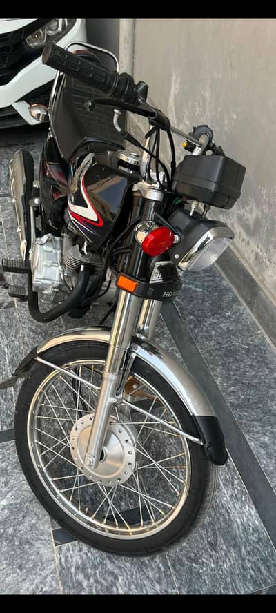 honda 125 black reg 2020