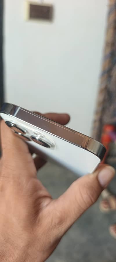 Apple iPhone 13 Pro