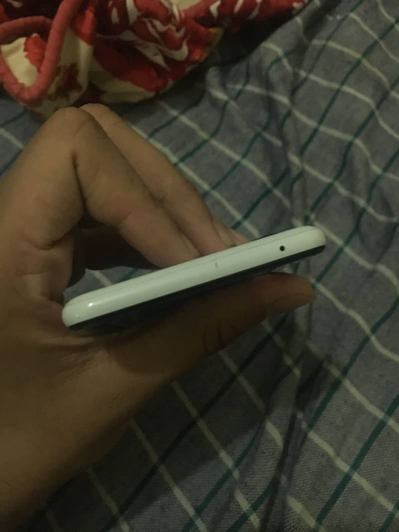 Google Pixel 3 5