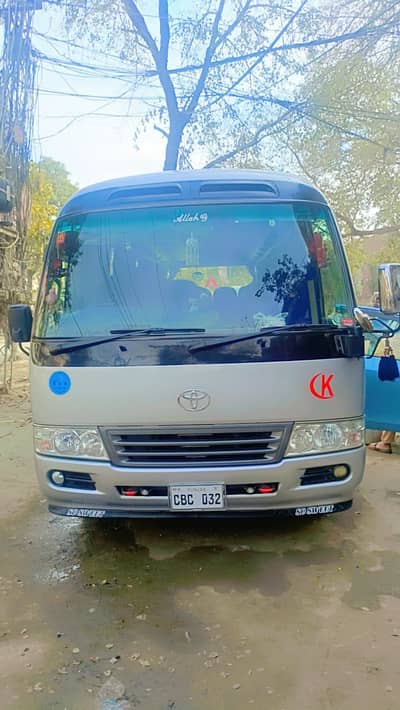 Rent A Bus/Hiace Grand Cabin/hiroof Coaster/Toyota Coaster 4c For rent