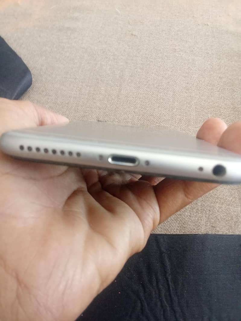 Apple iPhone 6S Plus 1