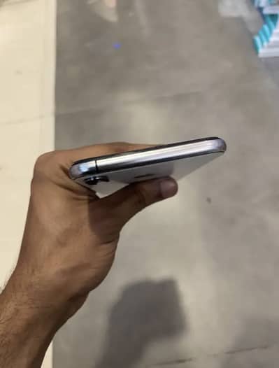 iPhone xs max 64 gb pta approved