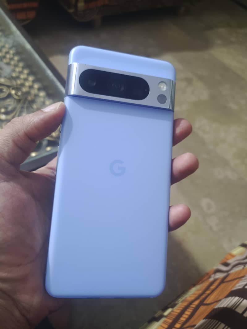 Google Pixel 8 Pro 2