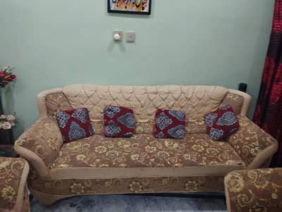 7 Seater sofa set for Sale