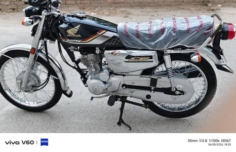 Honda CG 125 Self Start SE 2026 model