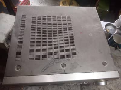 multi chanel amplifier sunsui 110