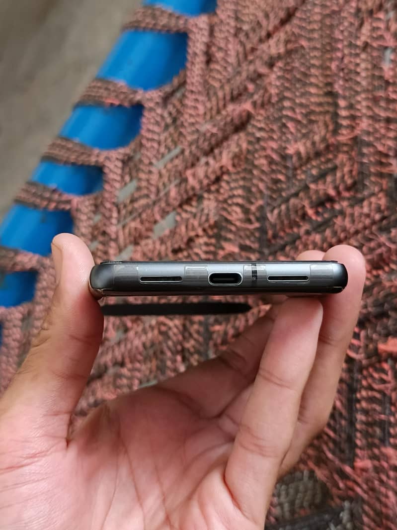 Google Pixel 7 5
