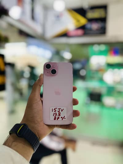 iPhone 15