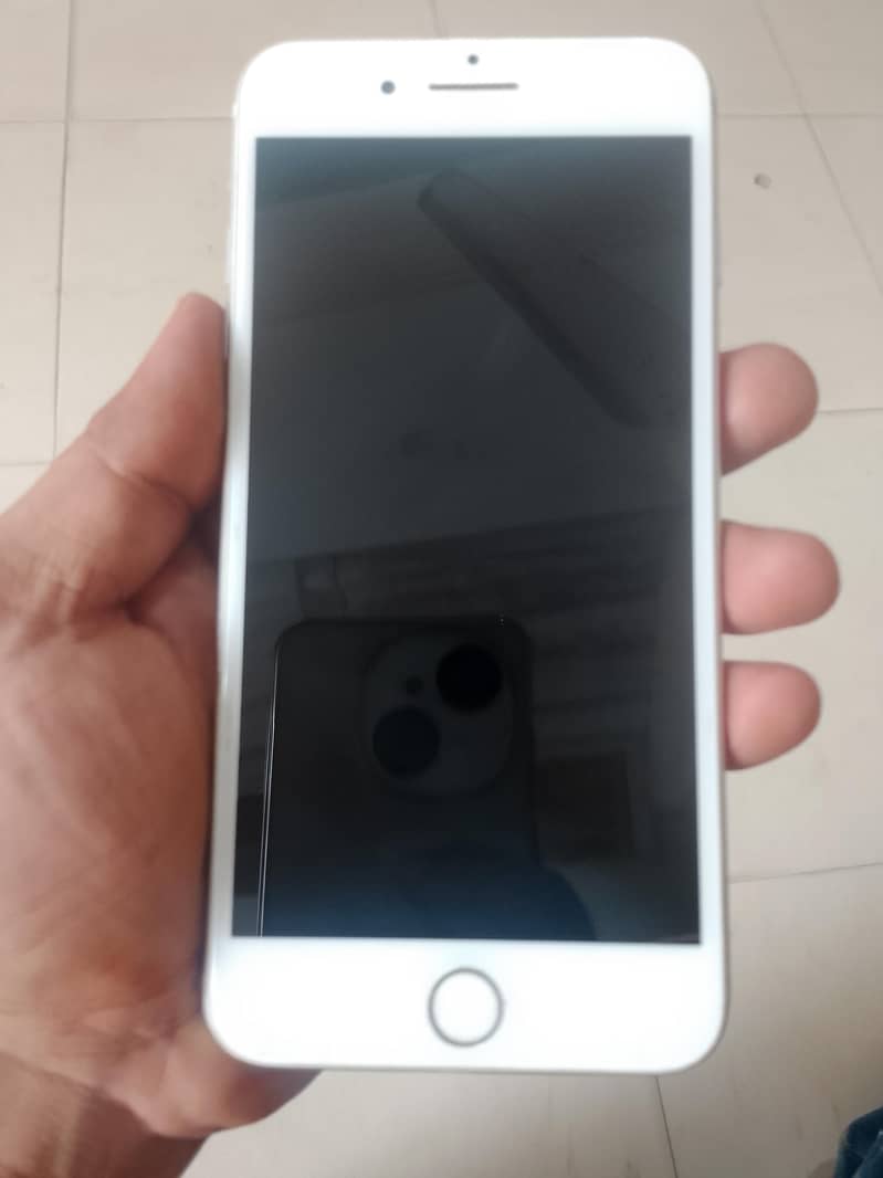 Apple iPhone 7 Plus 4