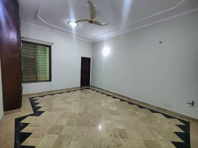 10 Marla House For Rent