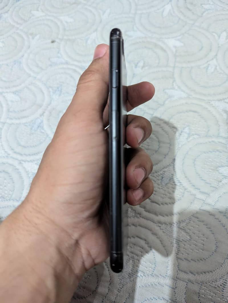 Apple iPhone SE 7