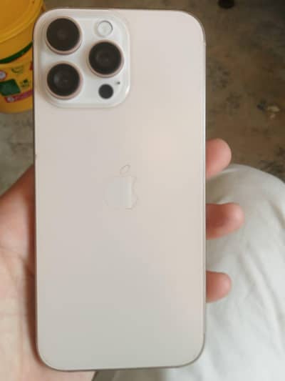 Apple iPhone 16 Pro Max