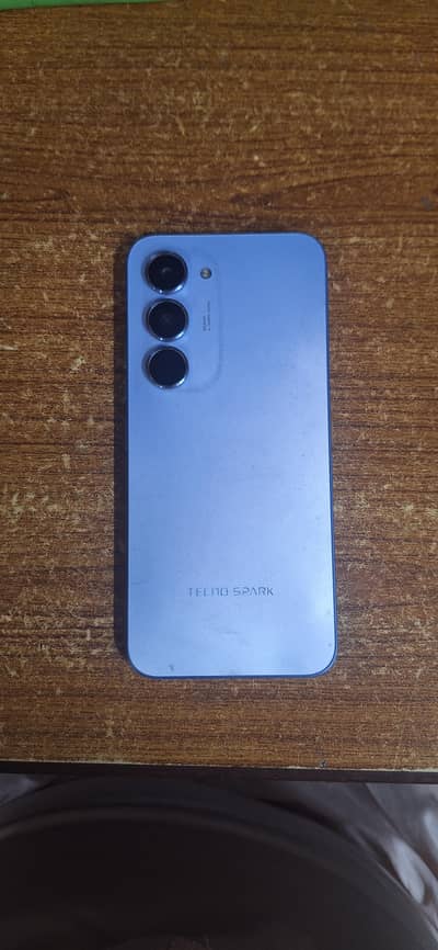 Tecno Spark 40 Pro