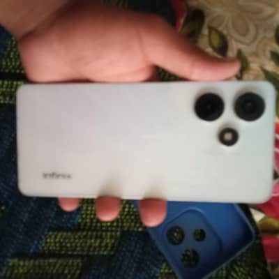 Infinix Hot 30