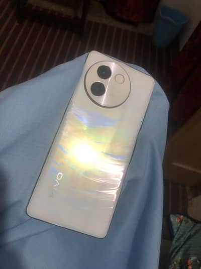 Vivo V30 Lite