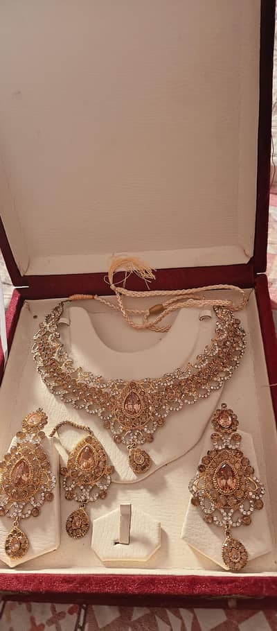 Jewellery Set for sale