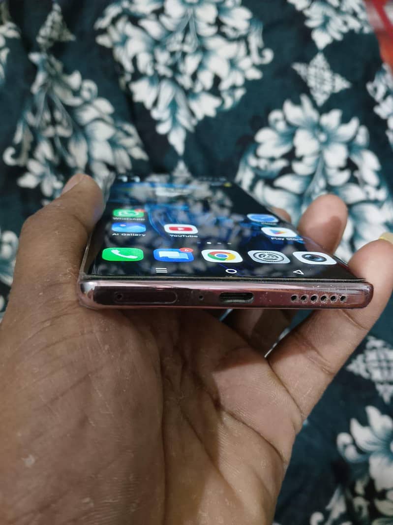Infinix Zero 40 5