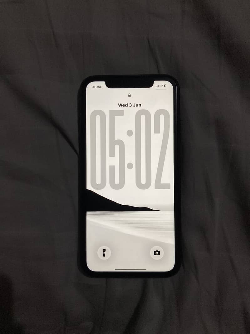 iPhone 11 0