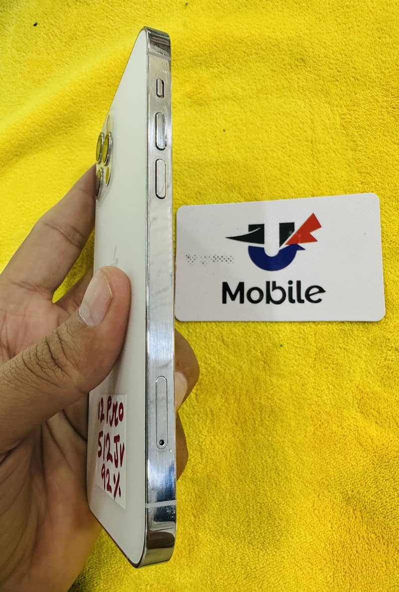 iPhone 12 pro 17