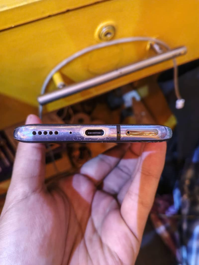 One Plus 7 Pro 6