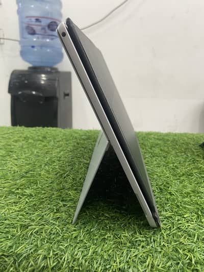 Surface Pro 4 i5 gen 6th 4GB 128GB Touch (O3OO)(48OO)(1O7)Whatsapp num