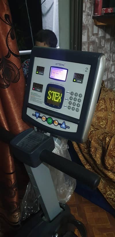 gym exercise cycle