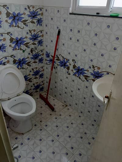 1st floor Room available for Rent(Near Allied School)